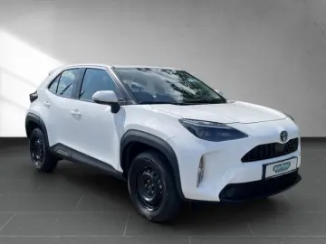 TOYOTA Yaris Cross 1.5 Hybrid Business  ACC SHZ CAM NAV