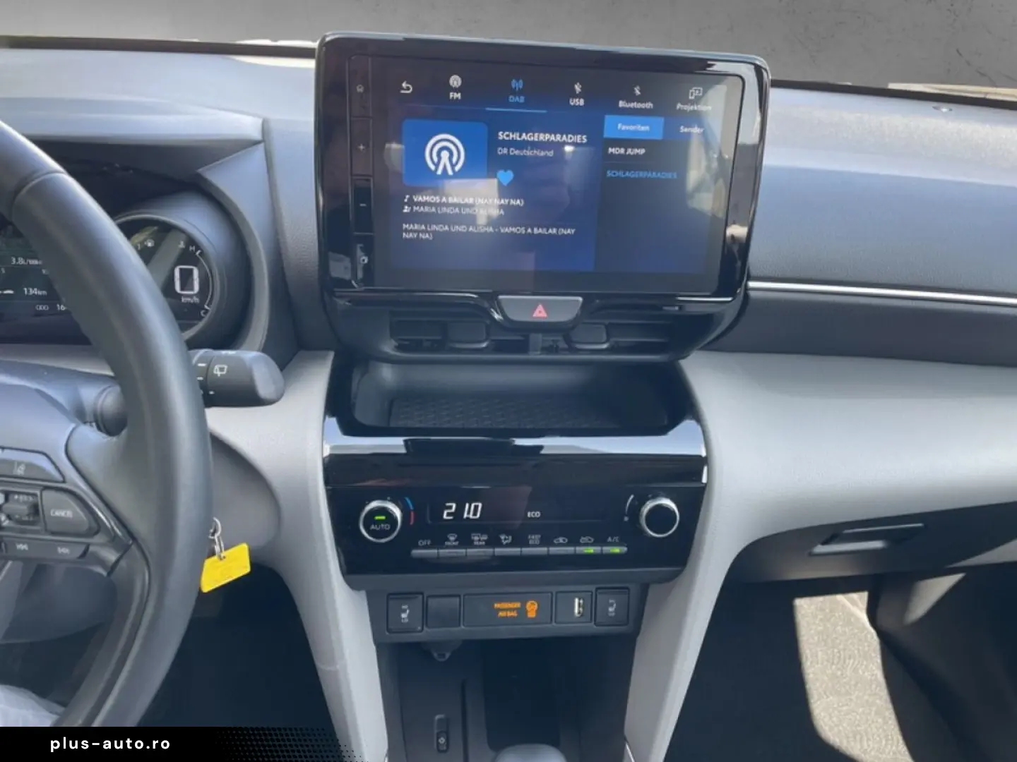 TOYOTA Yaris Cross 1.5 Hybrid Business  ACC SHZ CAM NAV