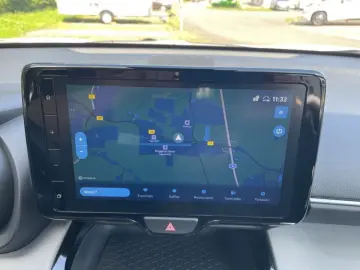 TOYOTA Yaris Cross 1.5 Hybrid Business  ACC SHZ CAM NAV
