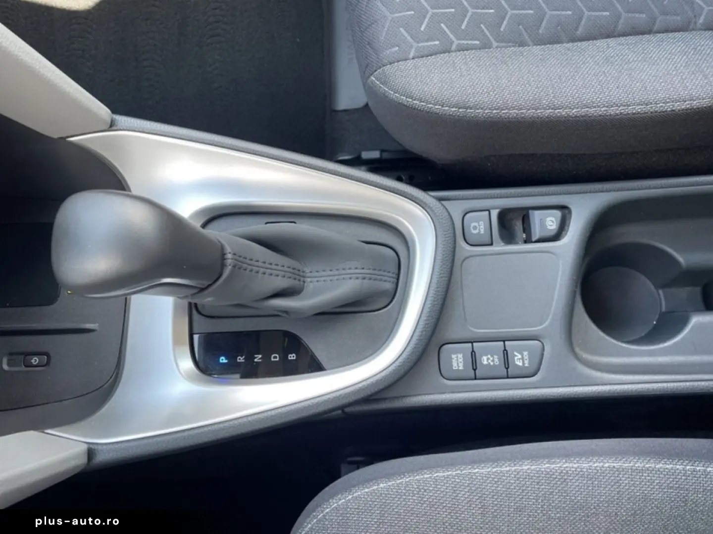 TOYOTA Yaris Cross 1.5 Hybrid Business  ACC SHZ CAM NAV