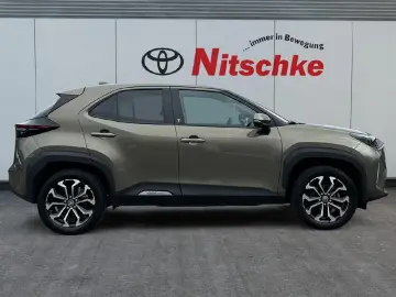 TOYOTA Yaris Cross 1.5 Hybrid FWD Team D  Saftey  Winte