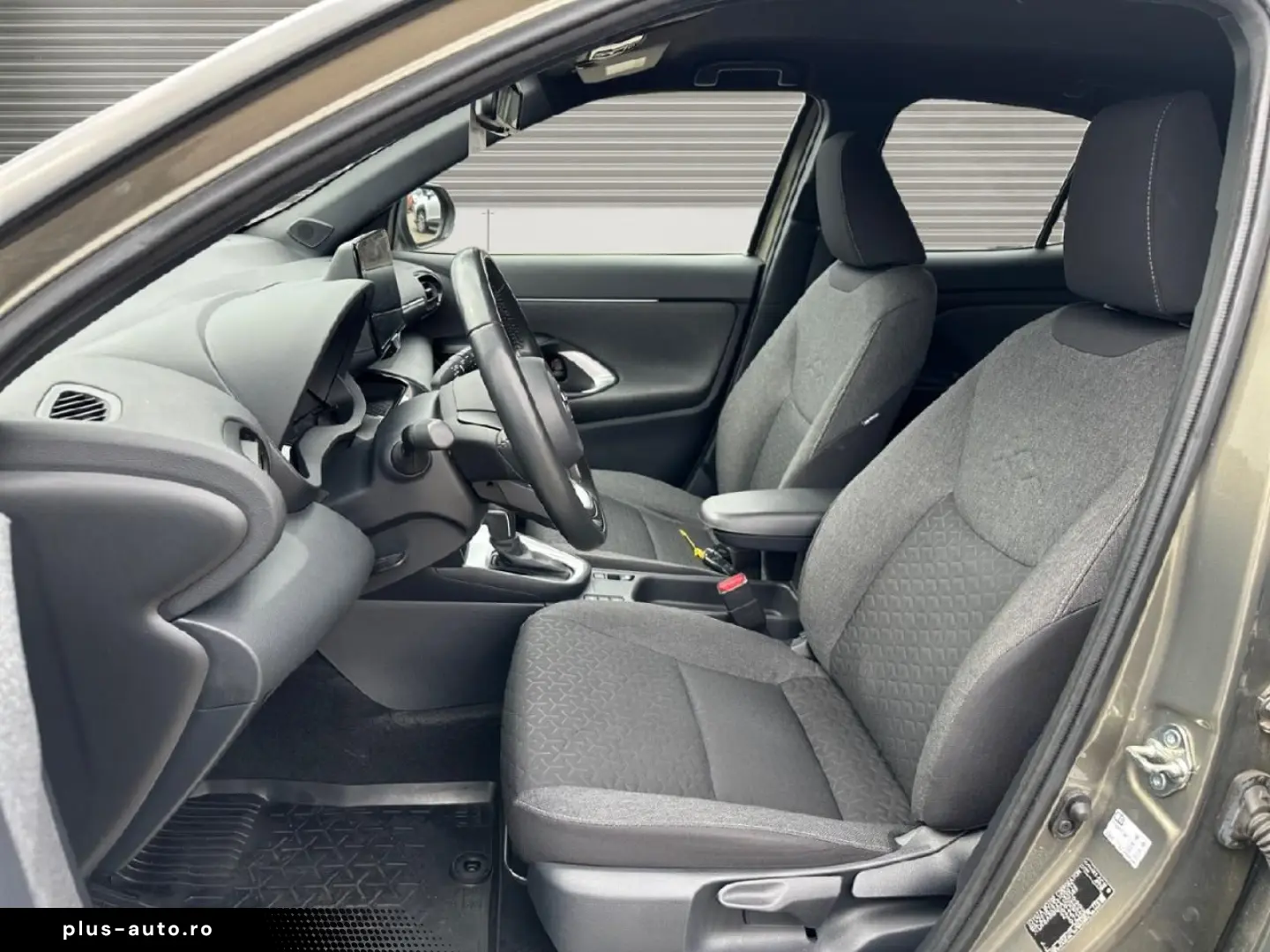 TOYOTA Yaris Cross 1.5 Hybrid FWD Team D  Saftey  Winte