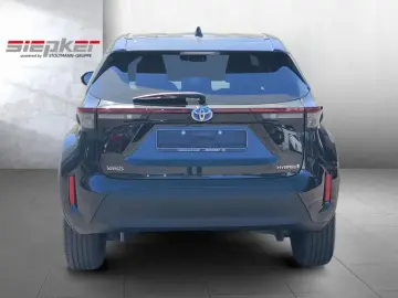 TOYOTA Yaris Cross Hybrid 1.5 VVT-i Team Deutschland