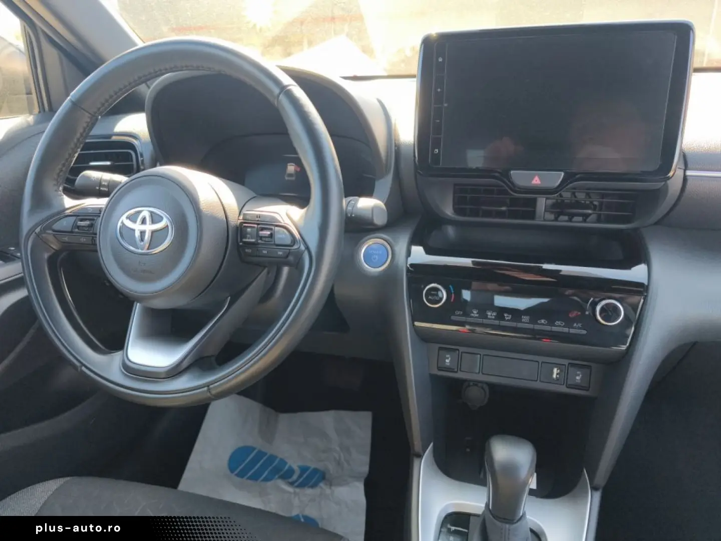 TOYOTA Yaris Cross Hybrid 1.5 VVT-i Team Deutschland