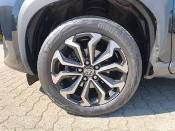 TOYOTA Yaris Cross Hybrid 1.5 VVT-i Team Deutschland