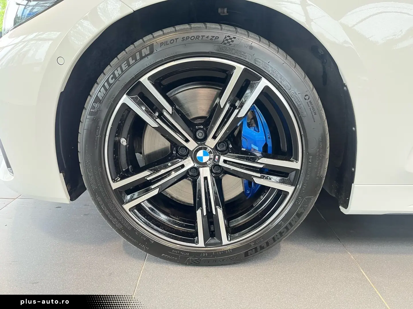 BMW M440i xDrive Cabrio M Carbon Ext.-Paket Standhzg