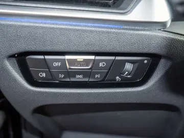 BMW M440 i xDrive Cabrio ACC HARM.KAR. LED NAVI SHZ