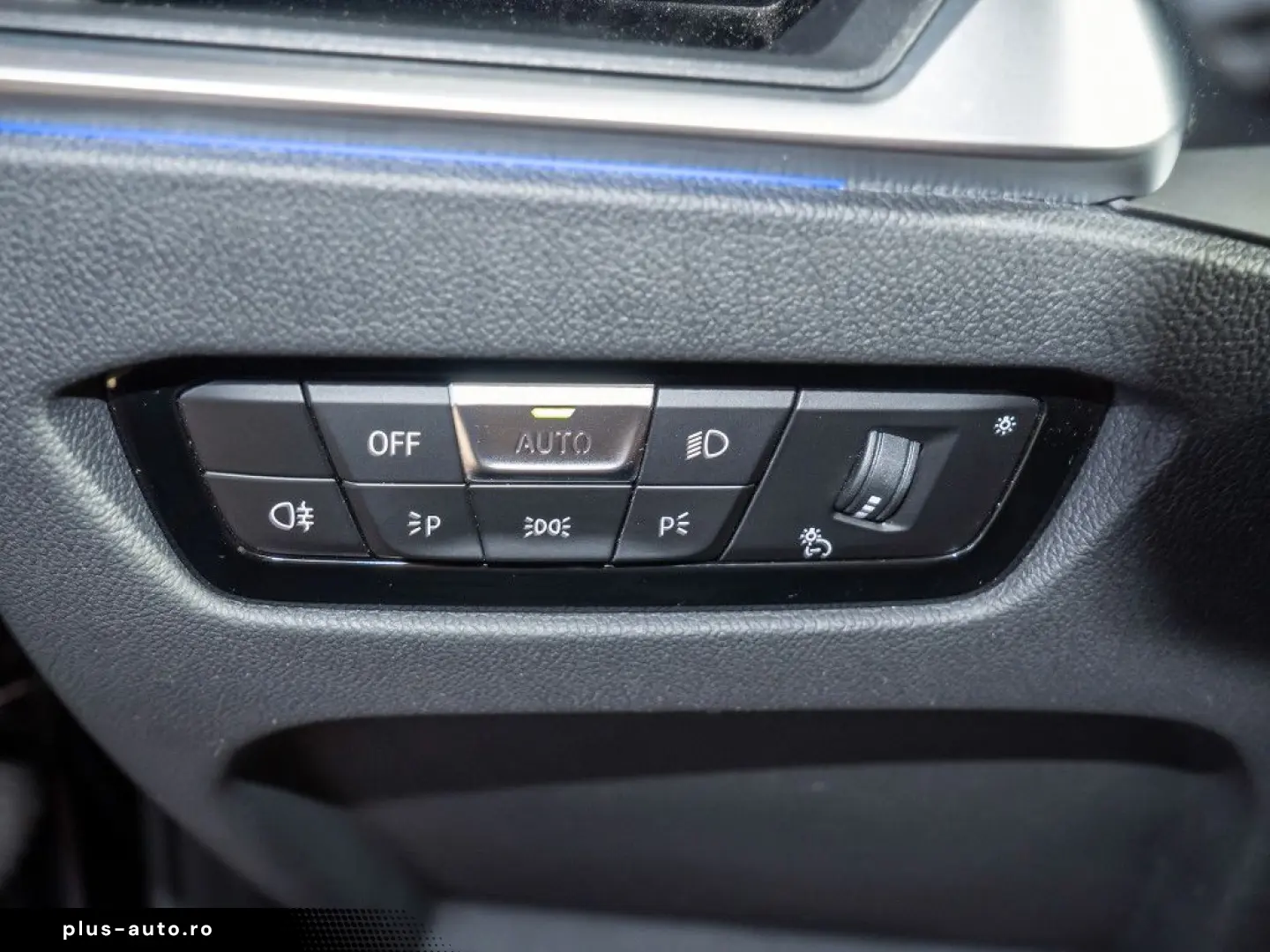 BMW M440 i xDrive Cabrio ACC HARM.KAR. LED NAVI SHZ