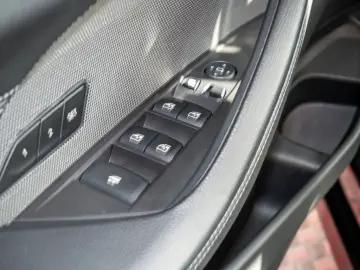 BMW M440 i xDrive Cabrio ACC HARM.KAR. LED NAVI SHZ