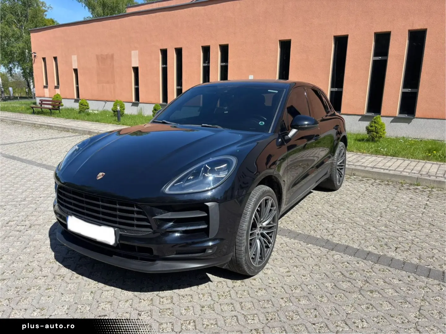 PORSCHE Macan S