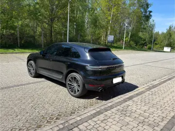 PORSCHE Macan S