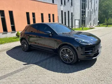 PORSCHE Macan S