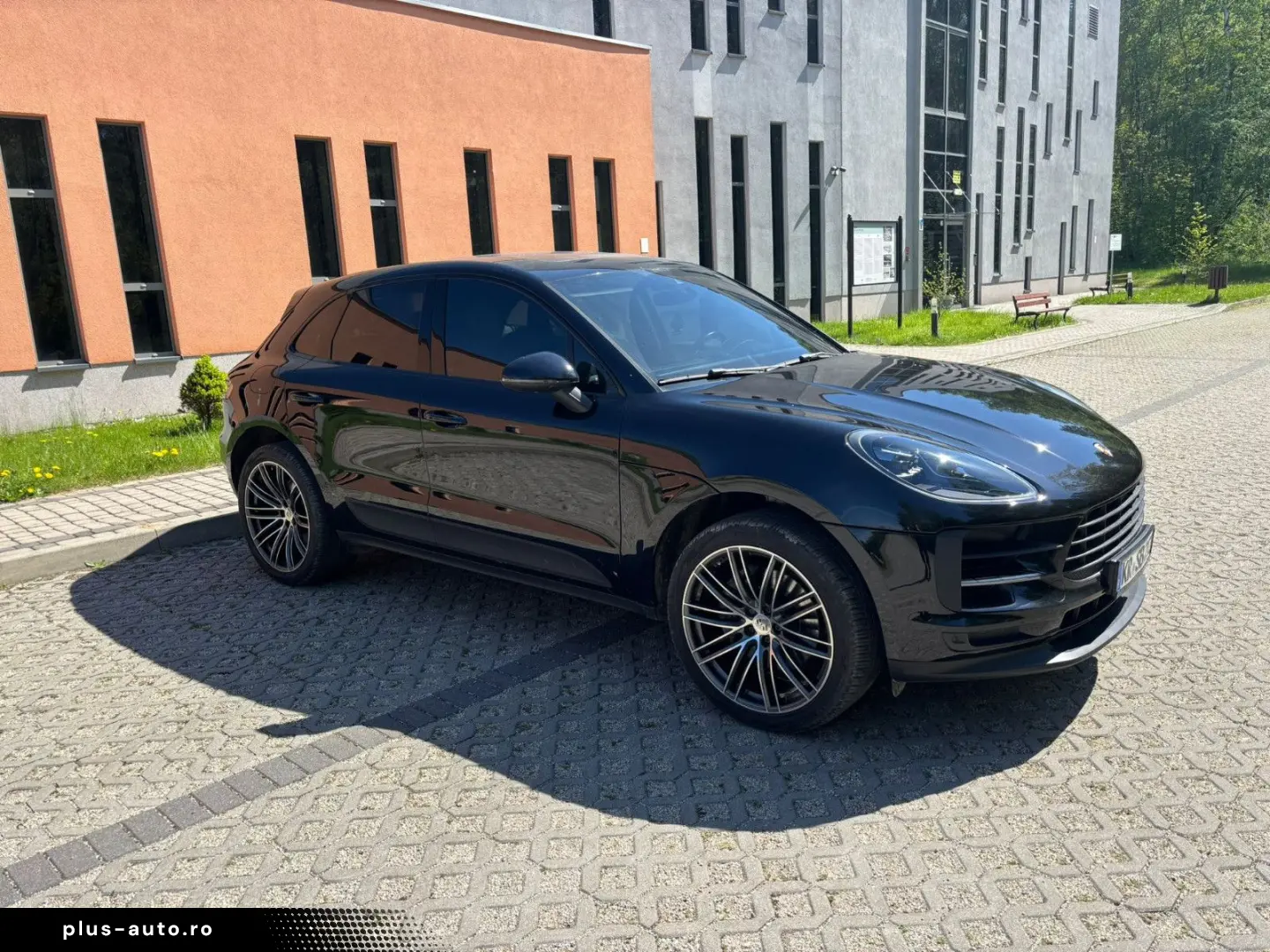 PORSCHE Macan S