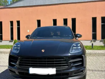 PORSCHE Macan S