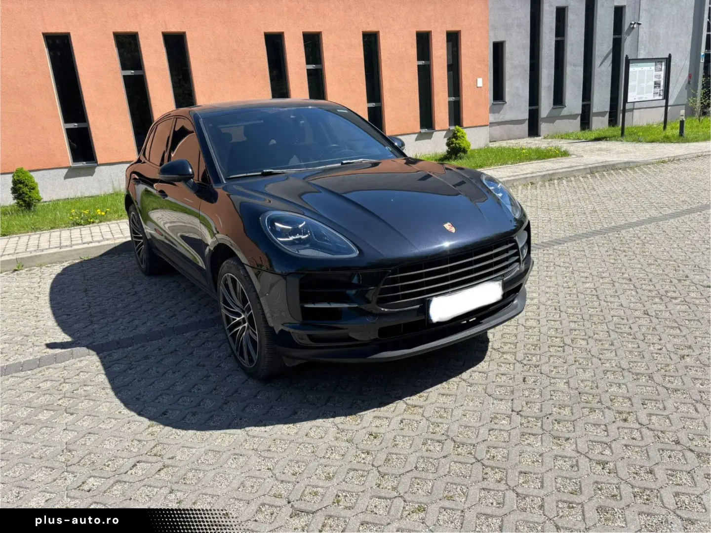 PORSCHE Macan S