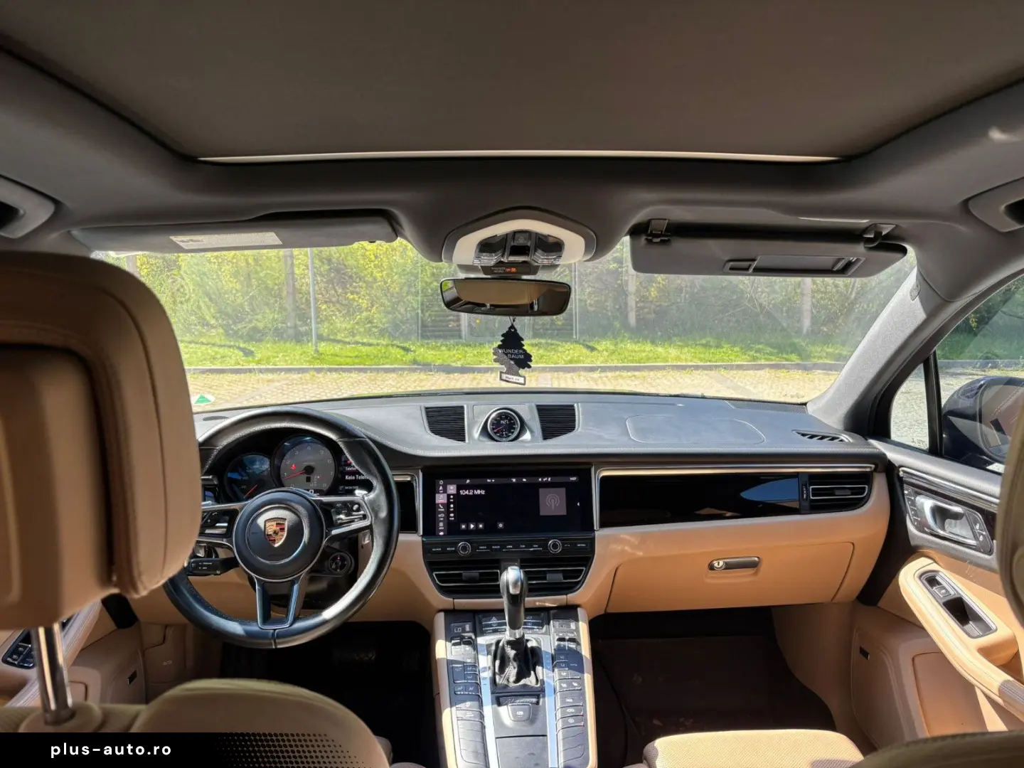 PORSCHE Macan S