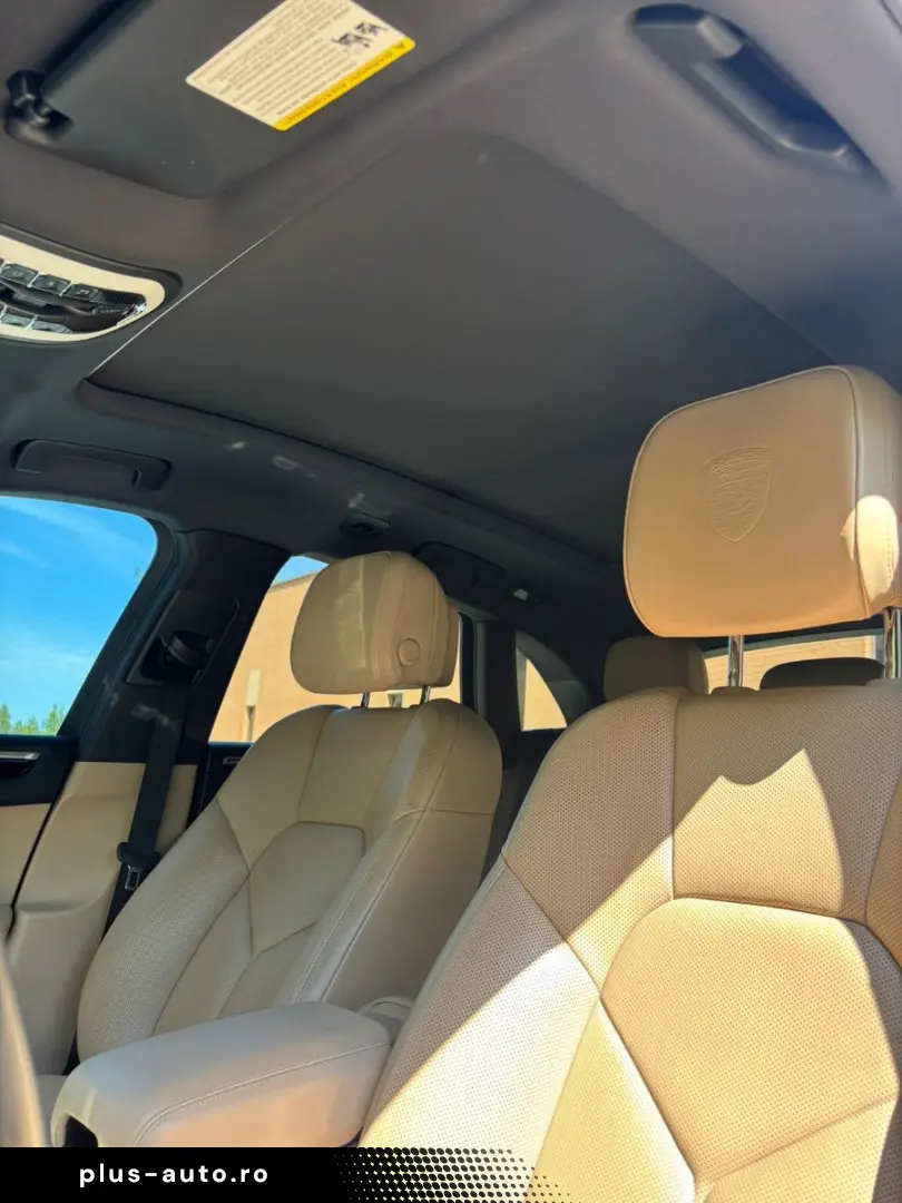 PORSCHE Macan S