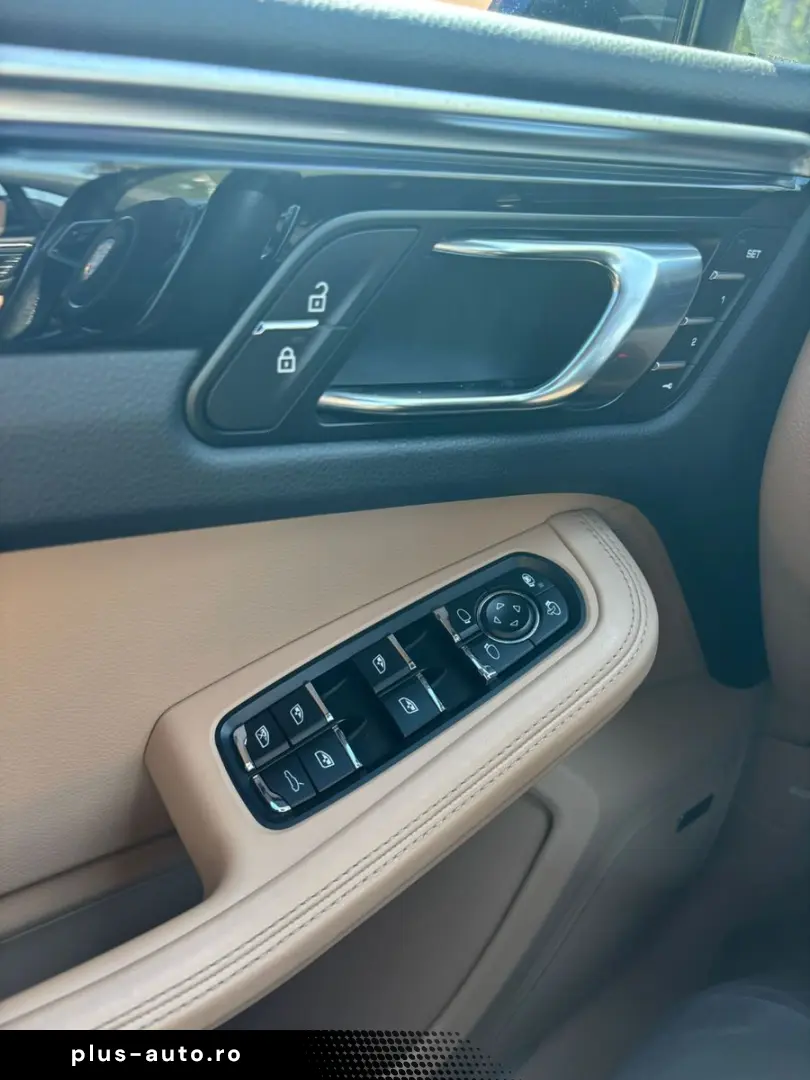 PORSCHE Macan S
