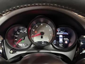 PORSCHE Macan S (Approved   elektr. AHK   21 )