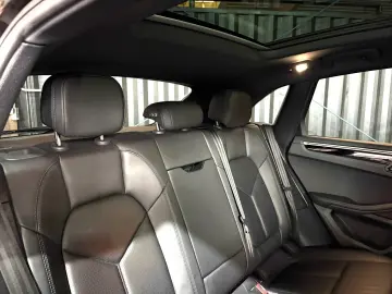 PORSCHE Macan S (Approved   elektr. AHK   21 )