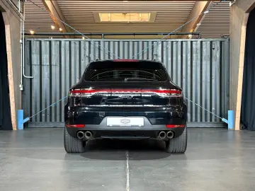 PORSCHE Macan S (Approved   elektr. AHK   21 )