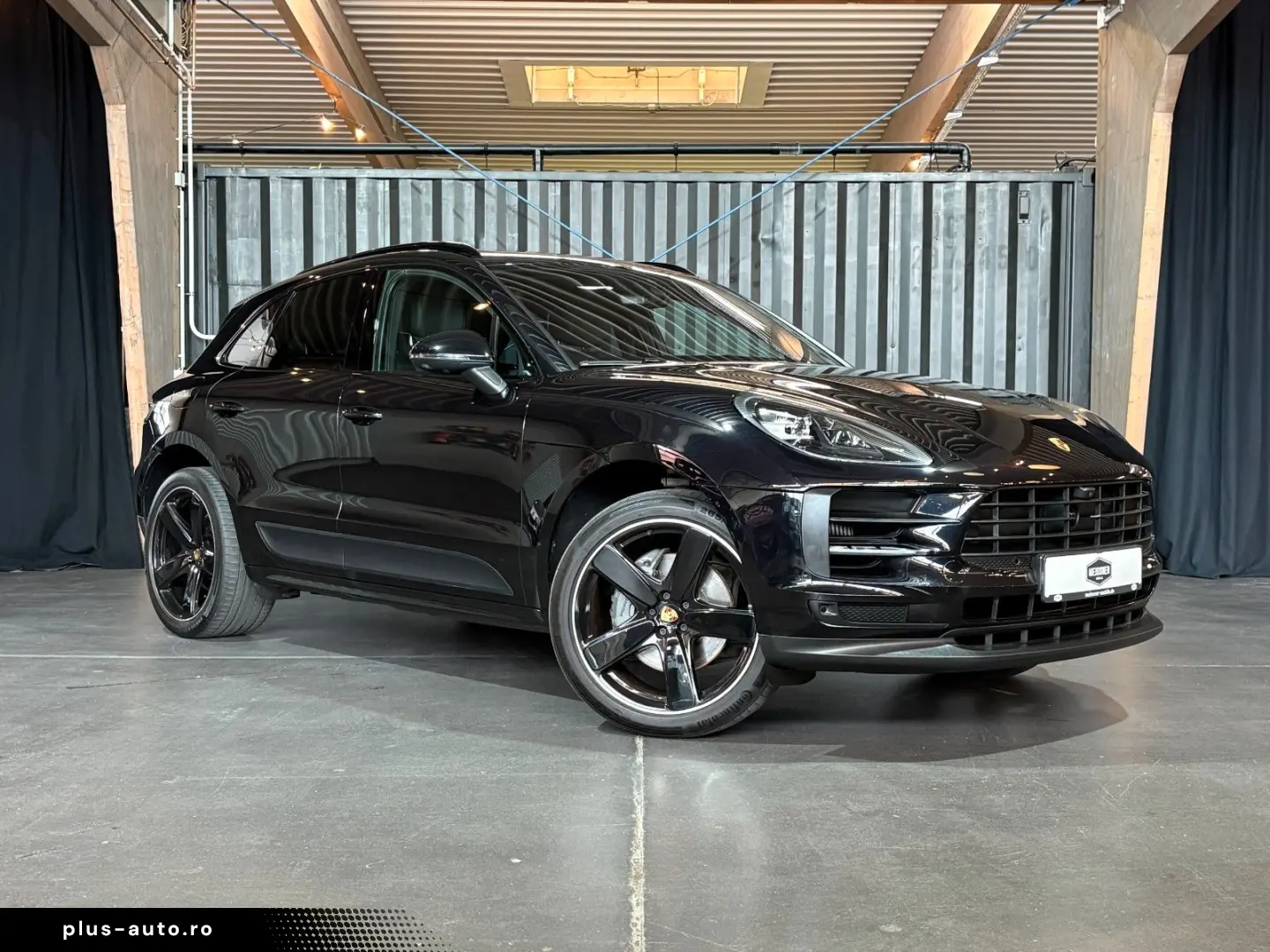 PORSCHE Macan S (Approved   elektr. AHK   21 )