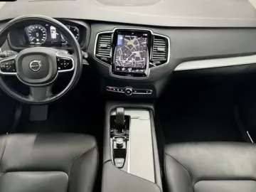 Volvo XC90 B5 D AWD 7SITZ PANO LUFT 360