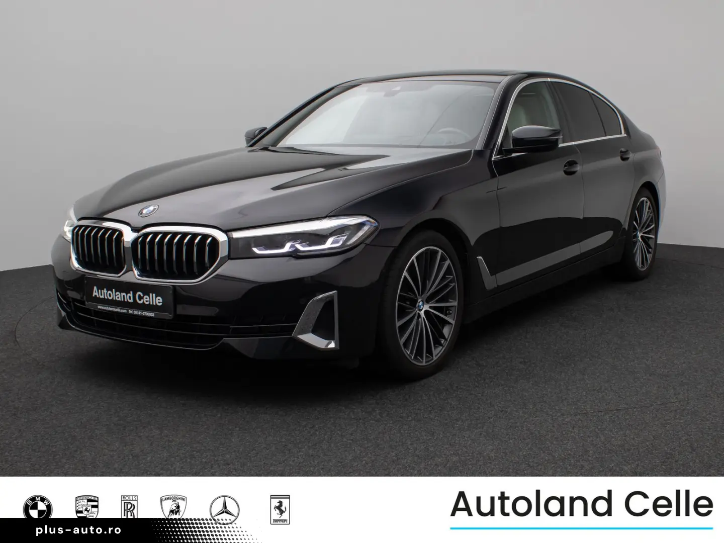 BMW 520d Luxury Line Glasdach Kamera HUD DAB H K 19