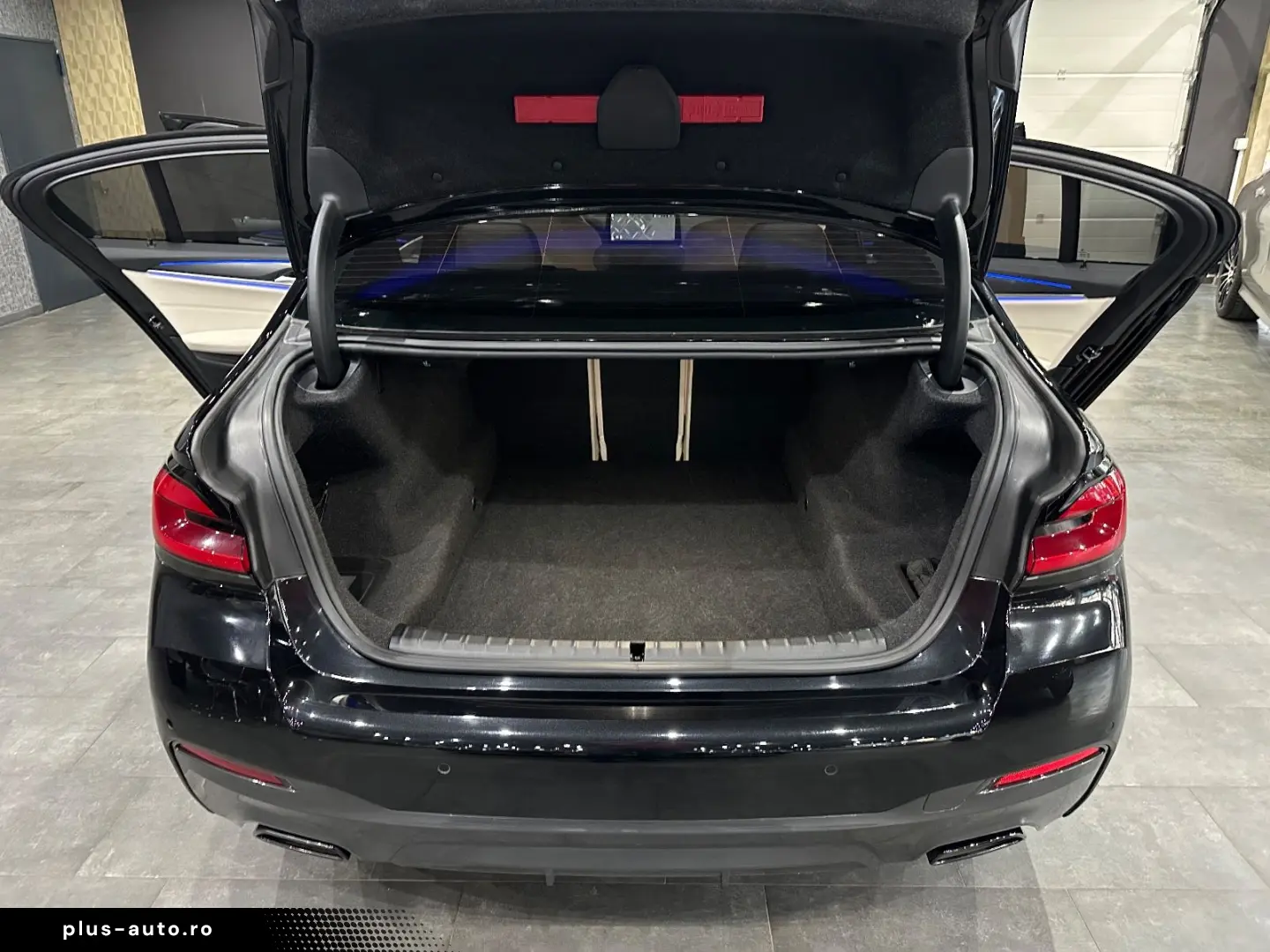 BMW 530 i M Sport   Soft-Close   LASER   H&K   1HAND