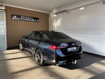 BMW 520d Limousine  M-Sport-PRO PANO H&K ACC HUD DE