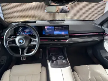 BMW 520d Limousine  M-Sport-PRO PANO H&K ACC HUD DE