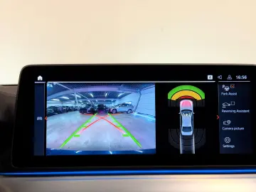 BMW 530e Limousine Luxury Laser HUD ACC