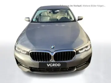 BMW 520d xDrive AHZV LED-SW Business-Paket