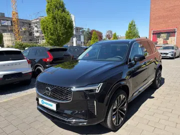 Volvo XC90 B5 Plus Bright AWD MHEV 7-
