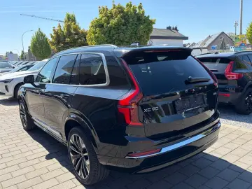 Volvo XC90 B5 Plus Bright AWD MHEV 7-