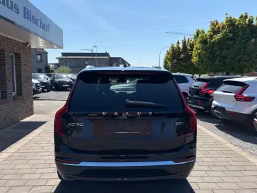 Volvo XC90 B5 Plus Bright AWD MHEV 7-