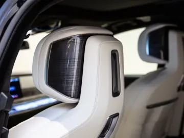 BMW i7 xDrive 60 M Sport  FULL OPTIONS
