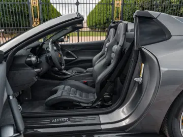 FERRARI 812 GTS - full carbon