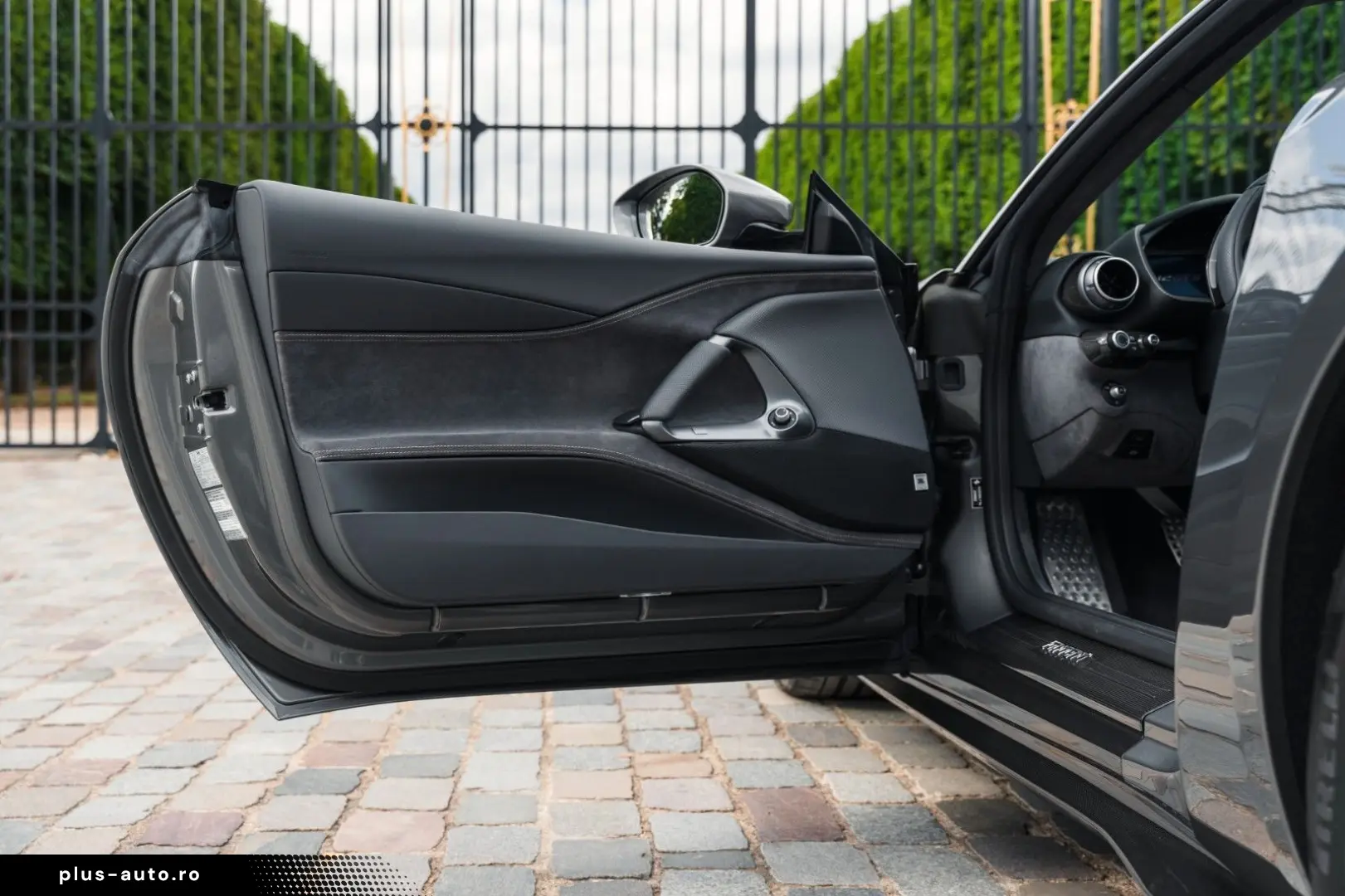 FERRARI 812 GTS - full carbon