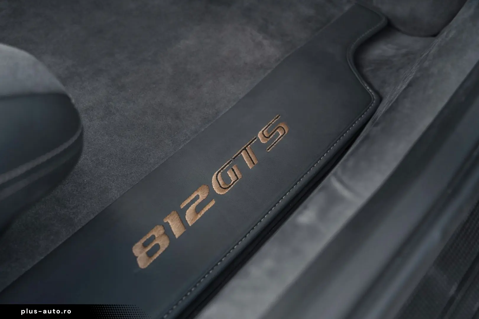 FERRARI 812 GTS - full carbon