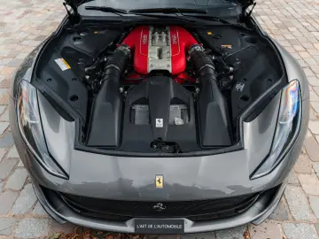 FERRARI 812 GTS - full carbon