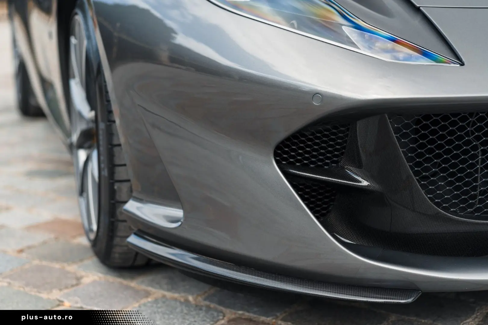 FERRARI 812 GTS - full carbon