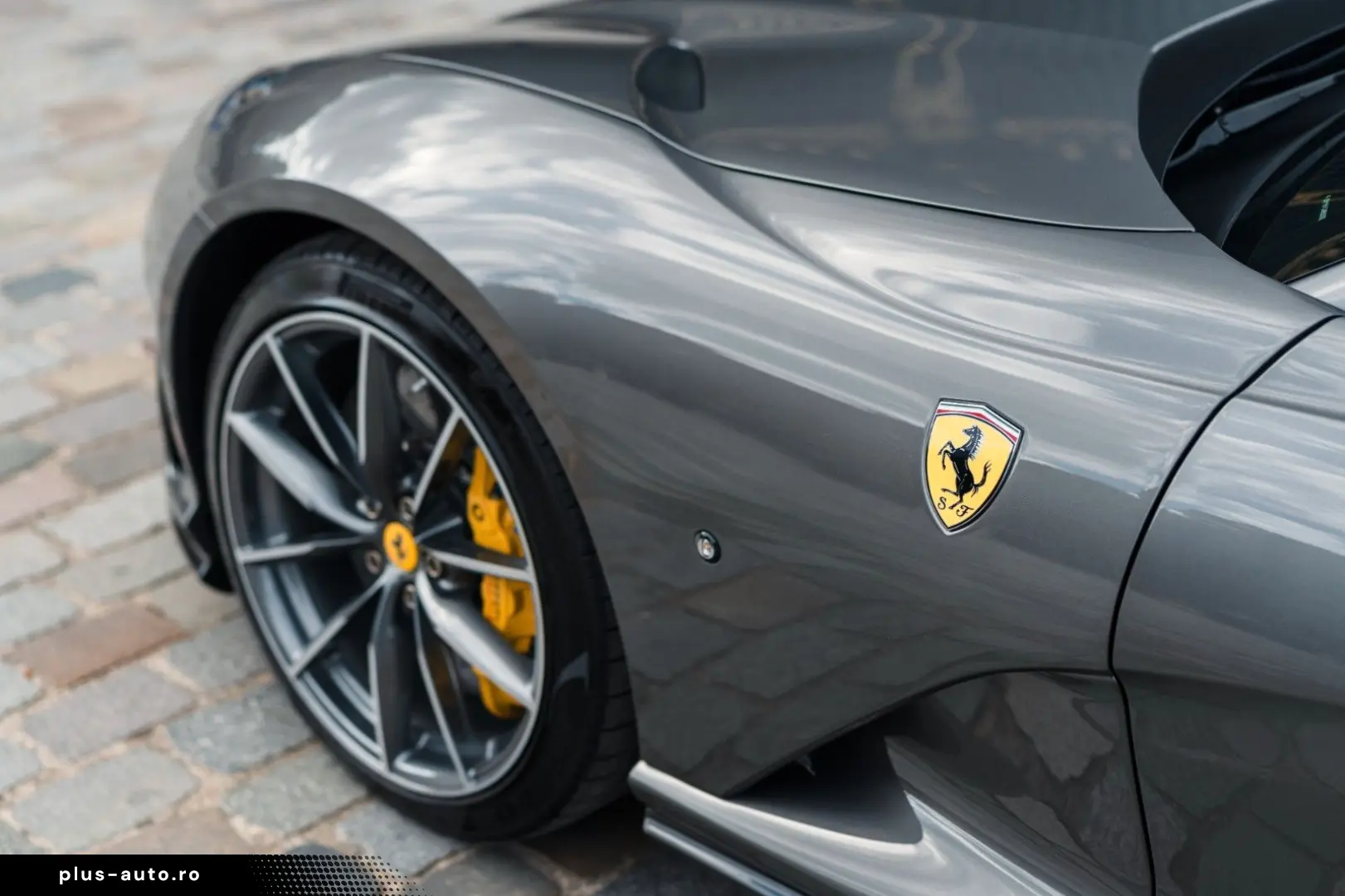 FERRARI 812 GTS - full carbon