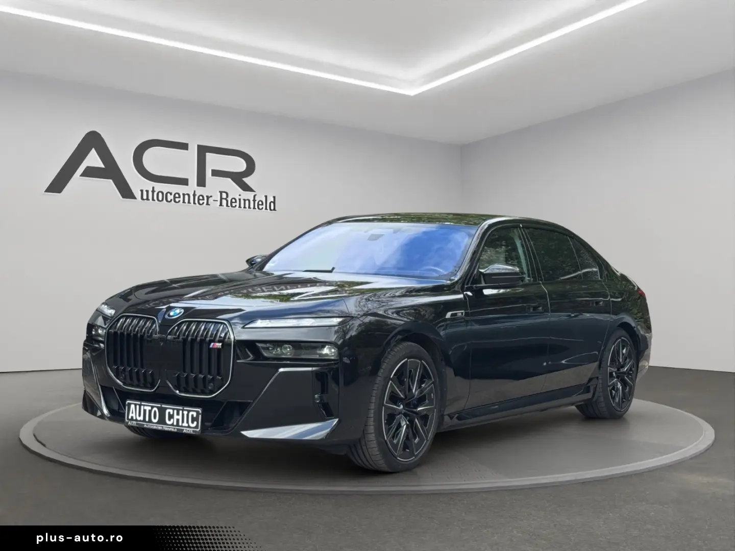 BMW M760e xDrive   I.HAND PANO-SKY 360  B&W MASSAGE