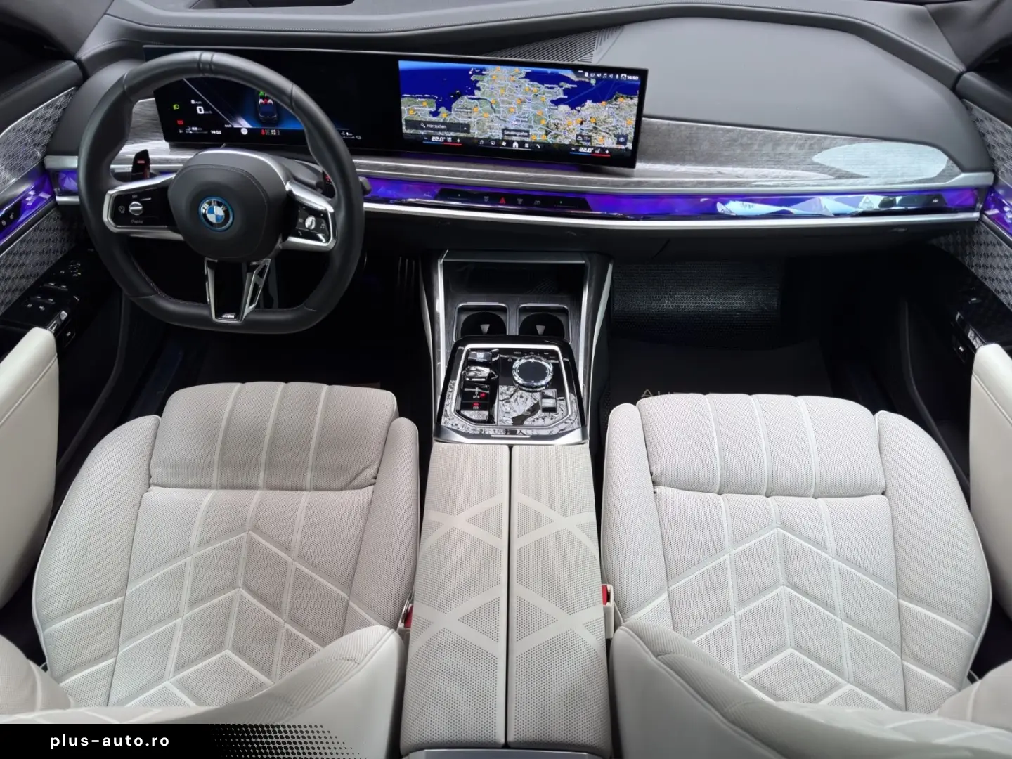 BMW M760e xDrive   I.HAND PANO-SKY 360  B&W MASSAGE
