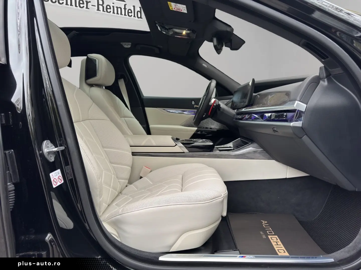 BMW M760e xDrive   I.HAND PANO-SKY 360  B&W MASSAGE