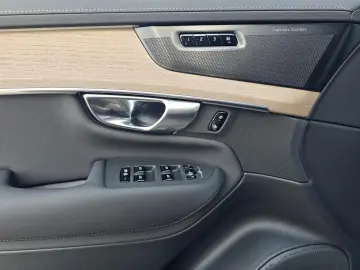 Volvo XC90 B5 AWD Plus Bright 360  ACC LED