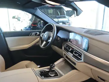 BMW X6 xDrive30d M Sport Pano  Komfortsitze