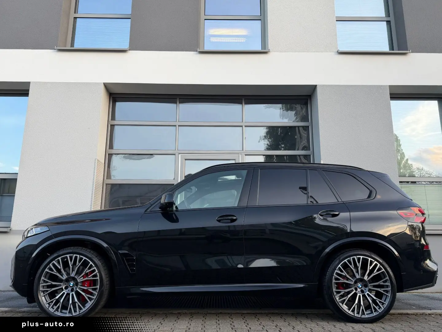 BMW X5 30d xDr M SPORT SKY B&W LUFT SOFT MASSAGE 22'