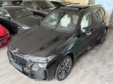 BMW X5 30d xDr M SPORT SKY B&W LUFT SOFT MASSAGE 22'